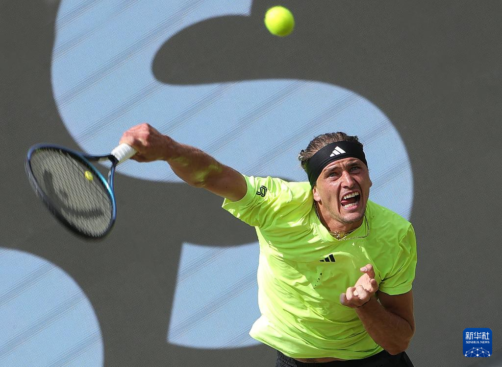 英国网球队血洗法国网球队，兹维列夫关键制胜的简单介绍