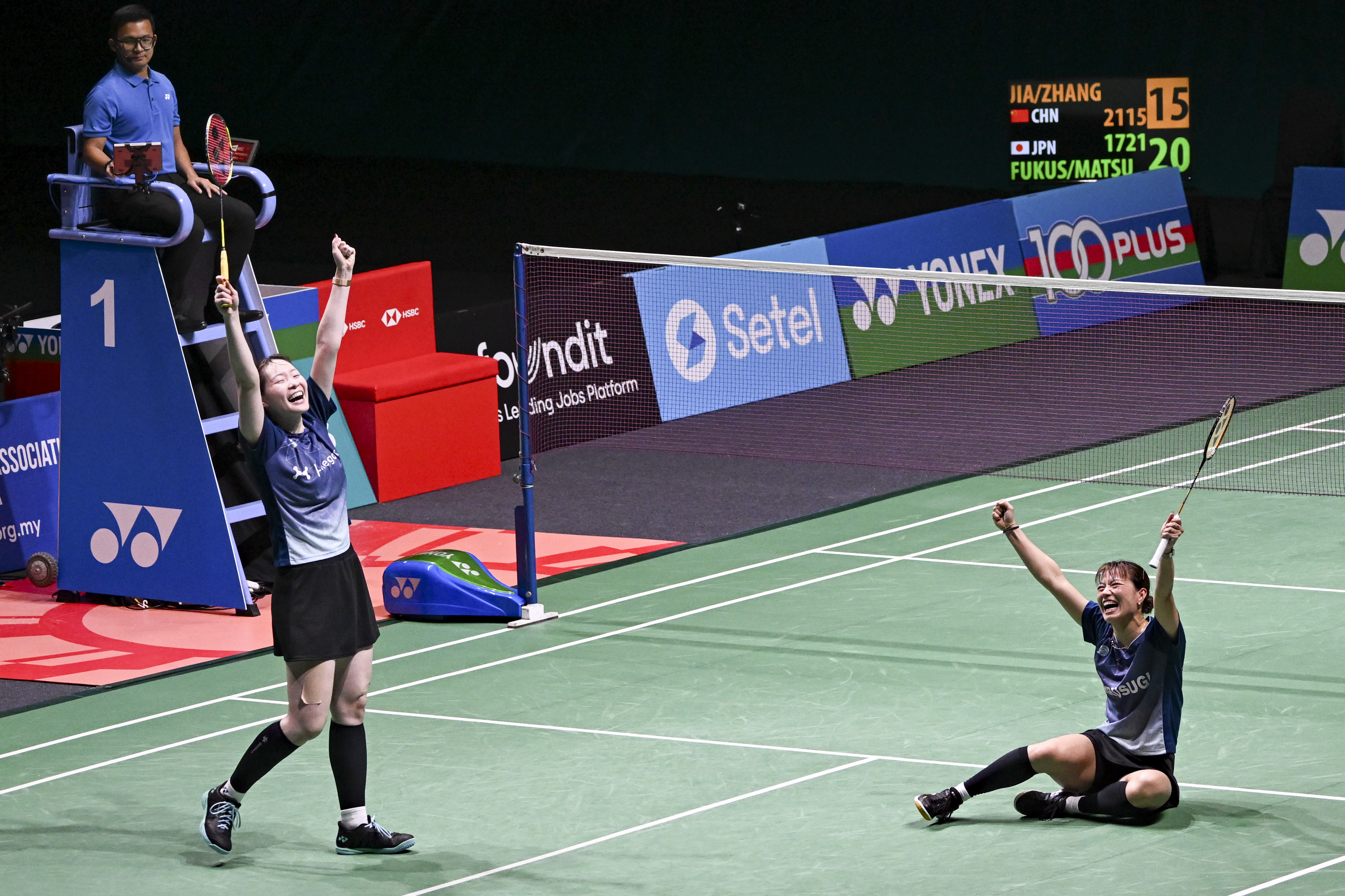 马来西亚羽毛球队逆转泰国羽毛球队，马琳惊艳世界