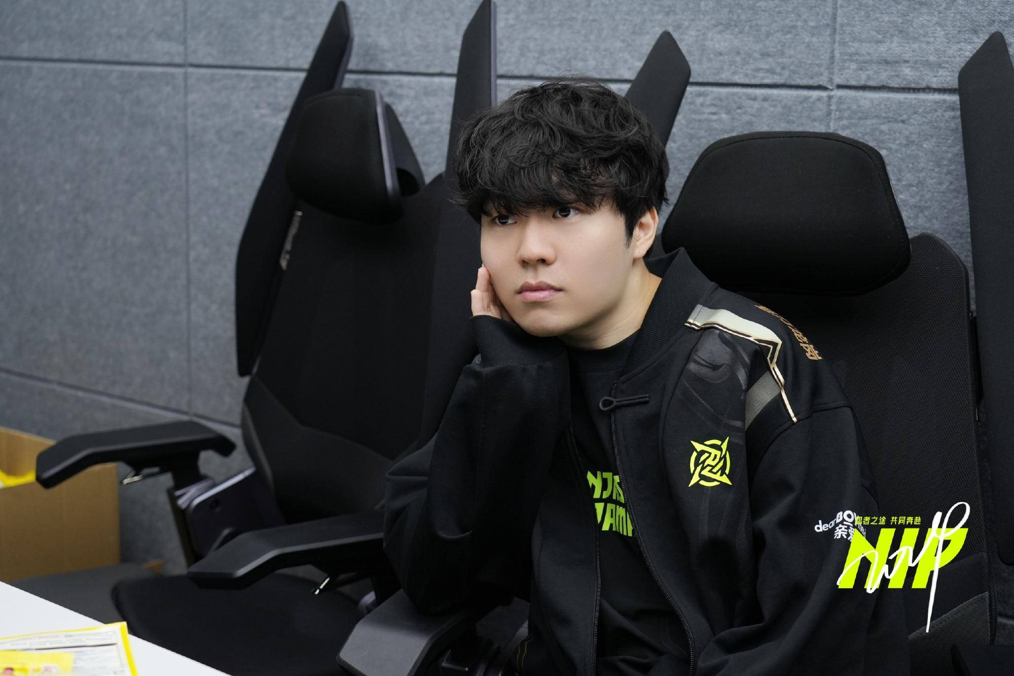 关于RNG爆冷WBG，Kanavi三分雨点燃全场的信息