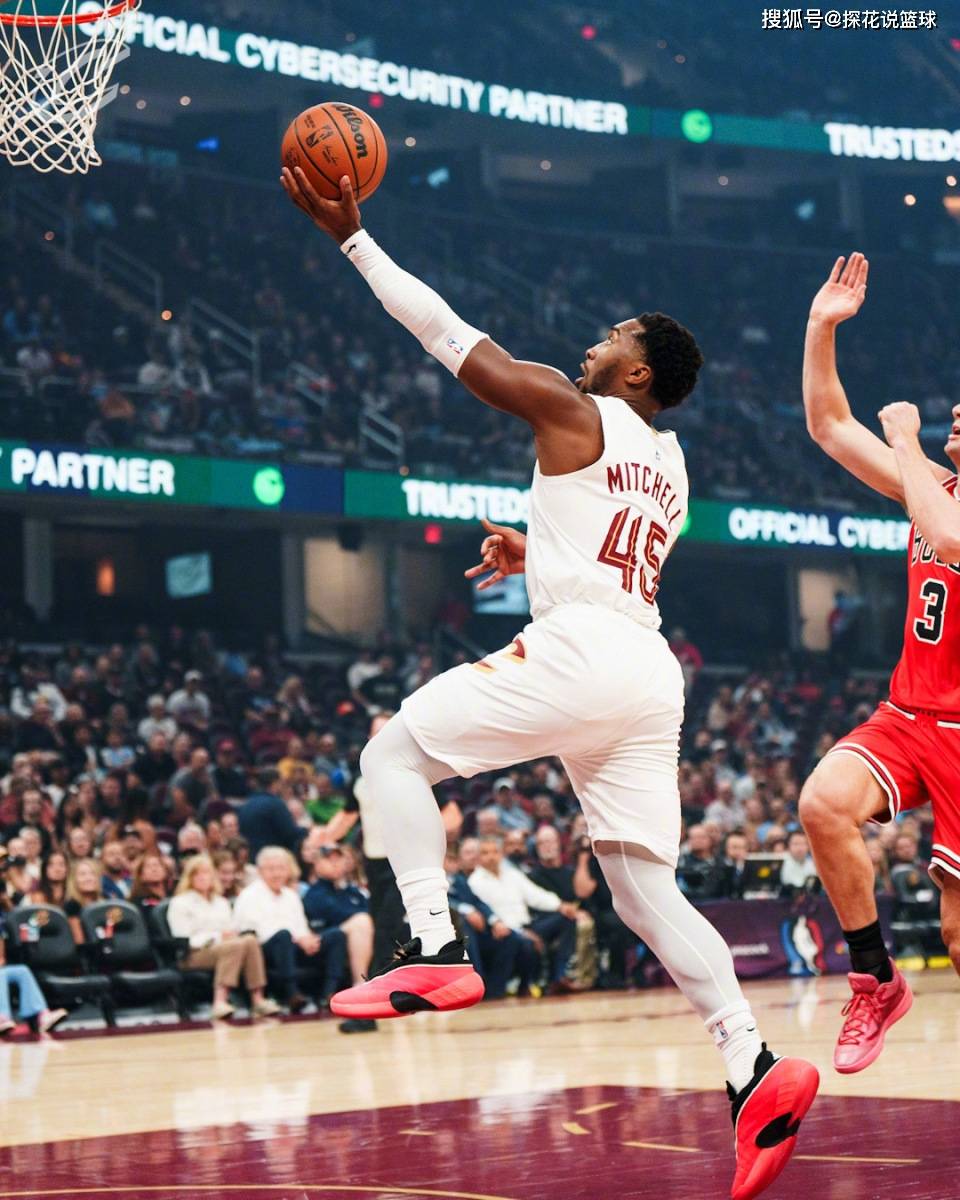 公牛强势波兰男篮，凯尔·库兹马关键制胜的简单介绍