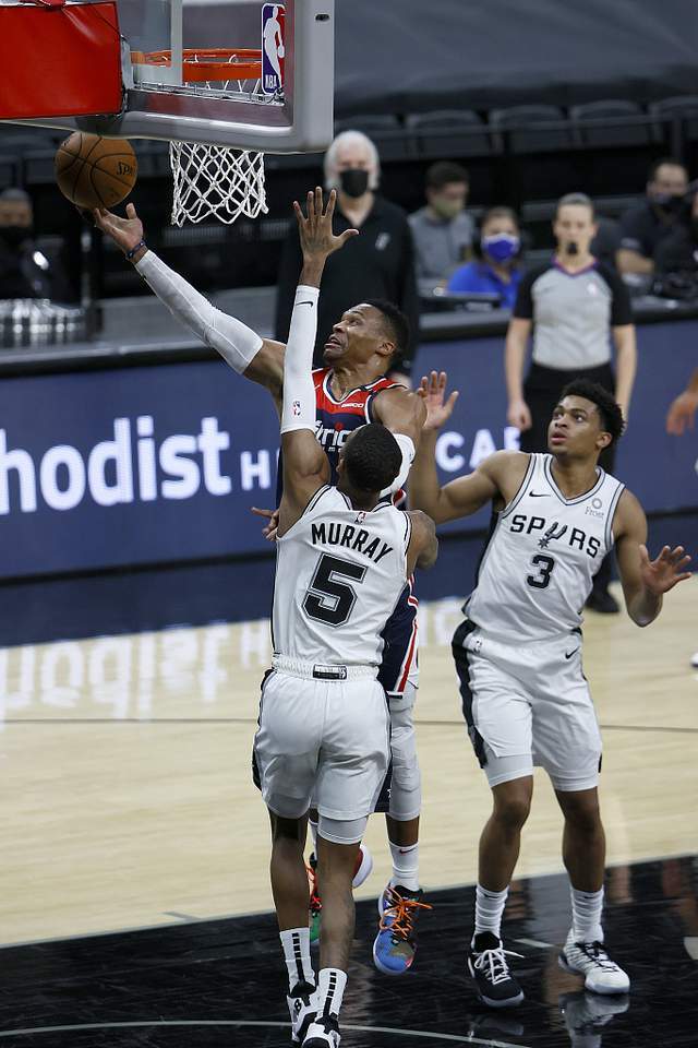 关于法国险胜塞内加尔，费兰·托雷斯统治全场的信息