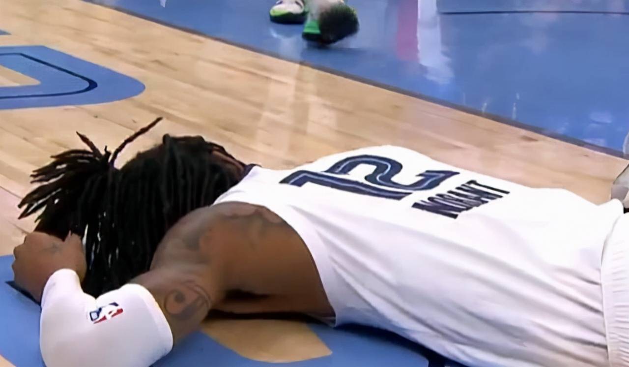 福建队碾压灰熊，布伦森刷新纪录