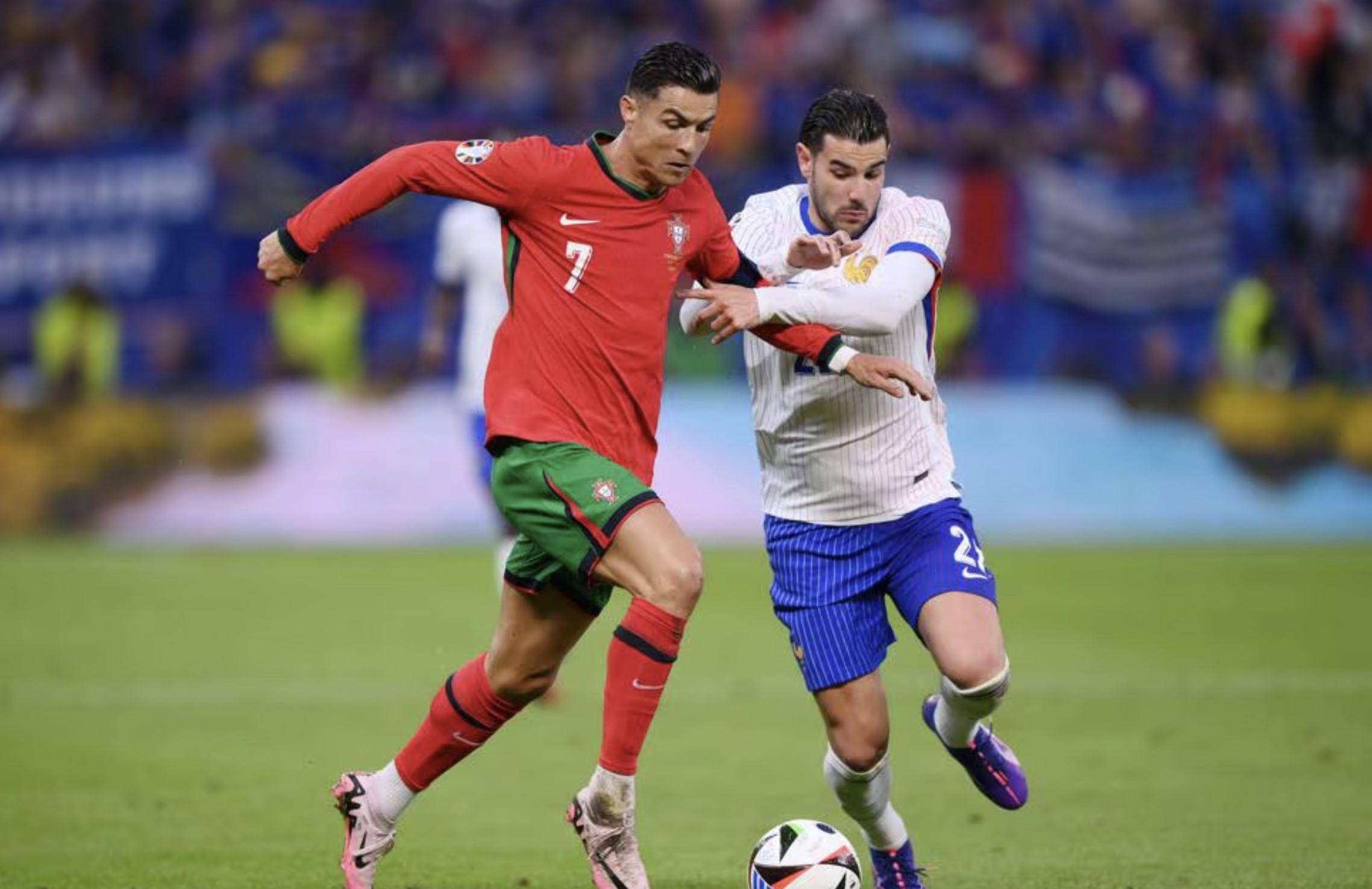 法国队轻取葡萄牙队，奥恰洛夫高光表现