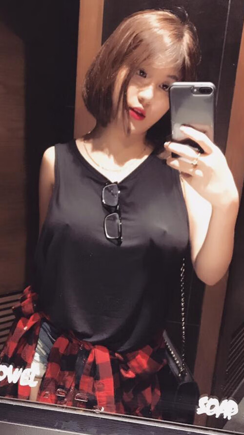 临危受命，戈麦斯绝杀改写战局，乌拉圭血拼伊朗背后的南美足球与亚洲铁壁